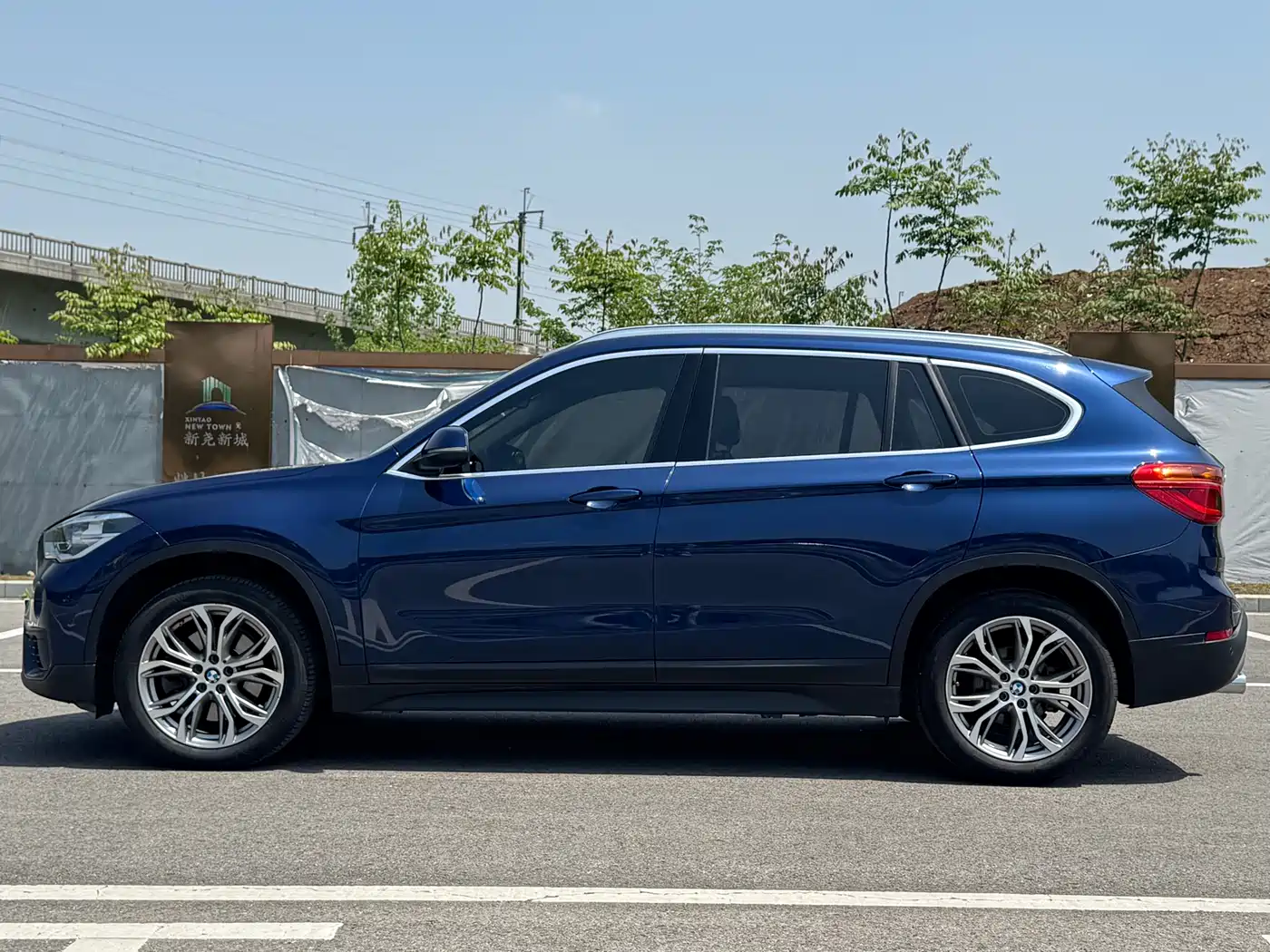 BMW X1 2019 sDrive20Li Leading Model фото 4