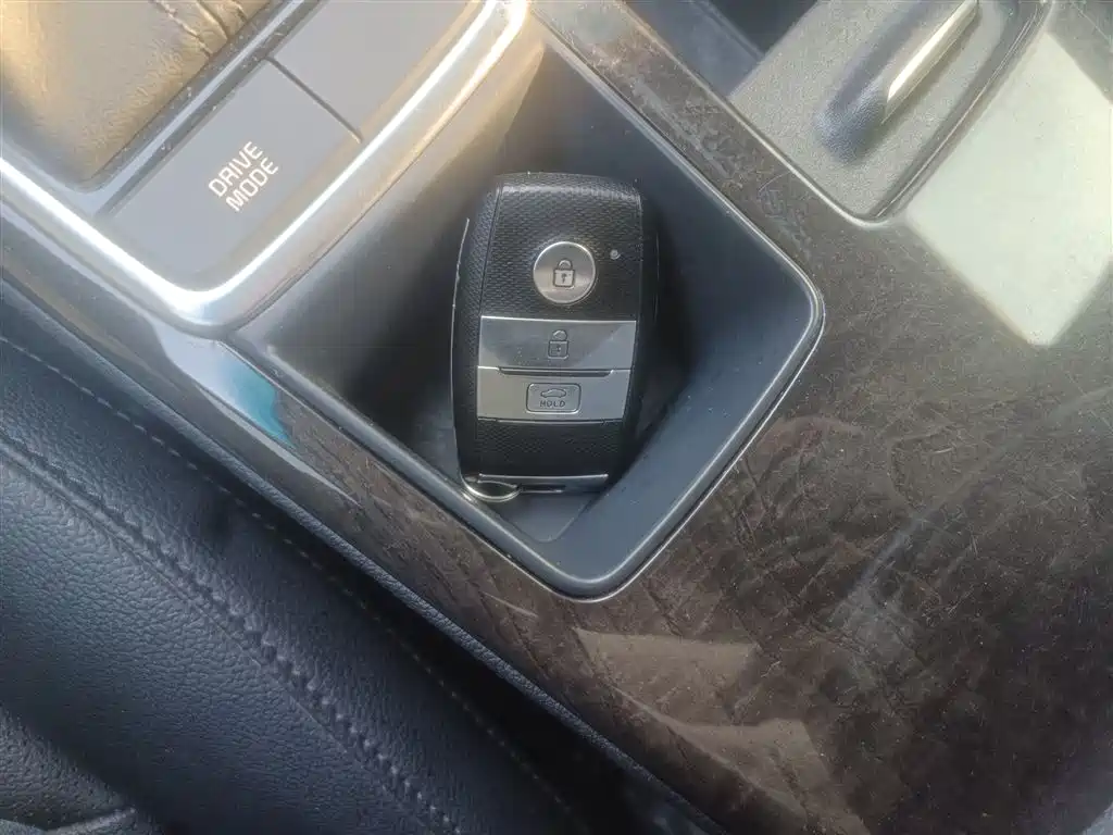 Kia K5 2016 1.6T Automatic LUX фото 9