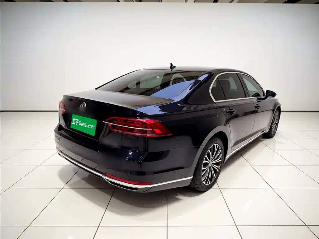 Volkswagen Phideon 2019 380TSI 2WD Business Edition China VI фото 6