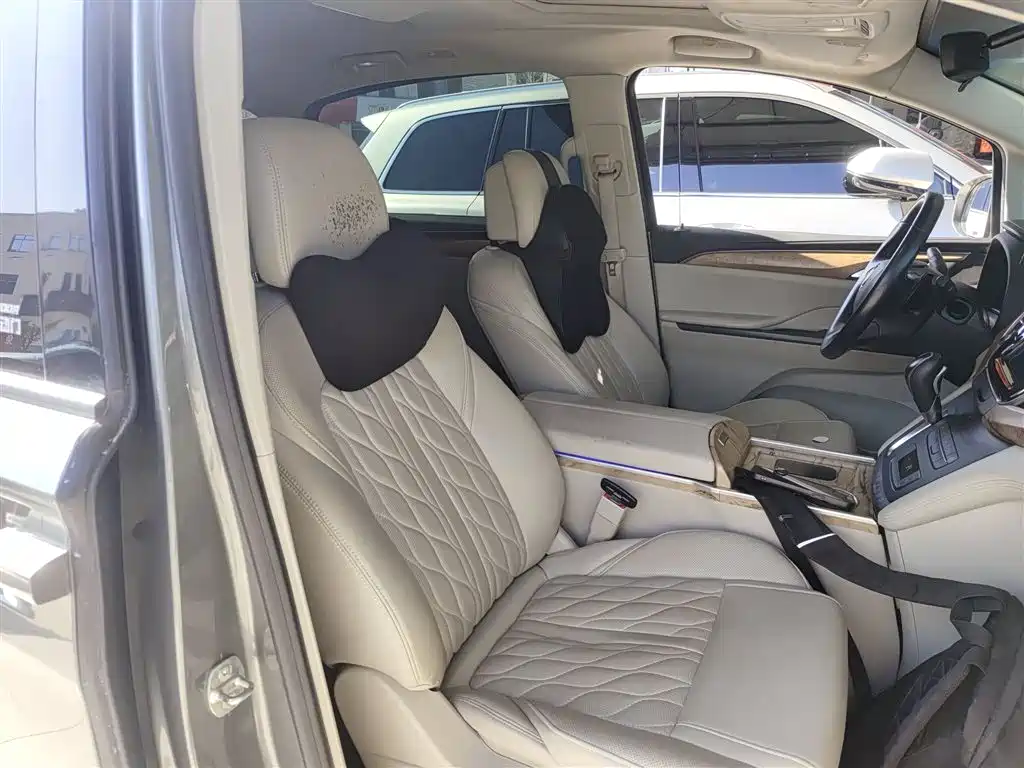Buick GL8 2018 ES 28T Comfort Type China VI фото 17