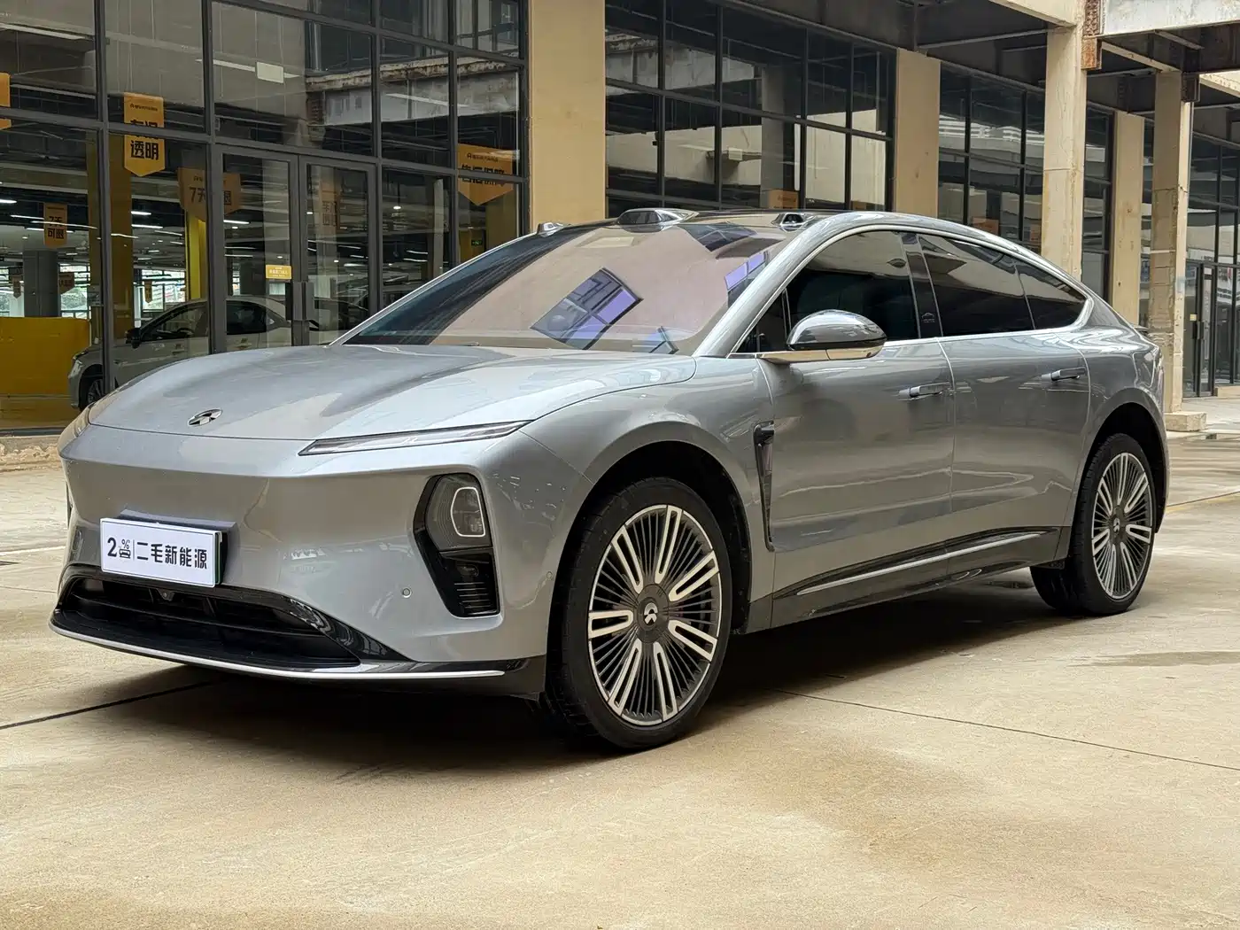 NIO ET9 2025 2025 100kWh Launch Limited Edition