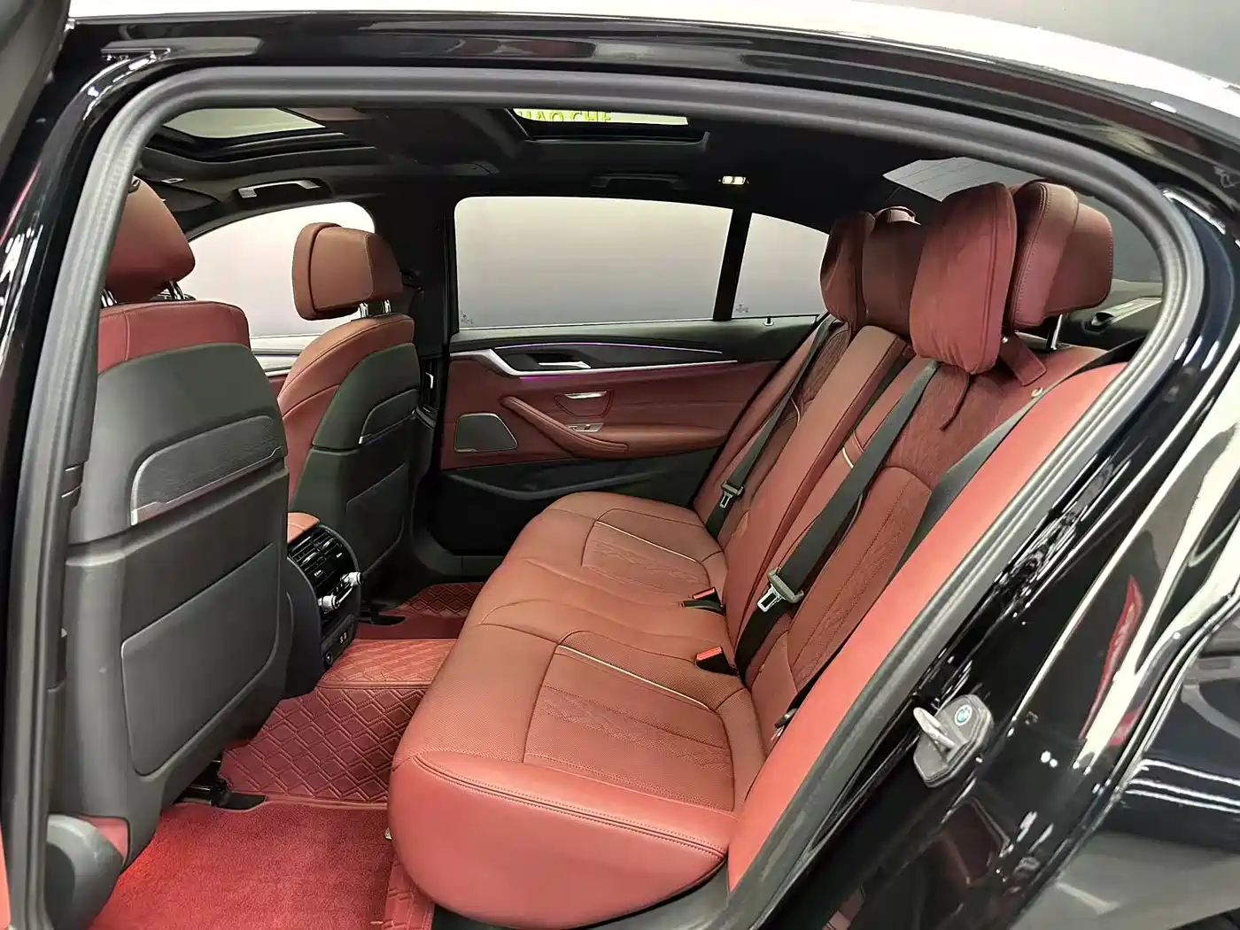 BMW 5 Series 2022 Model Third Facelift 530Li Premium M Sport Package фото 10