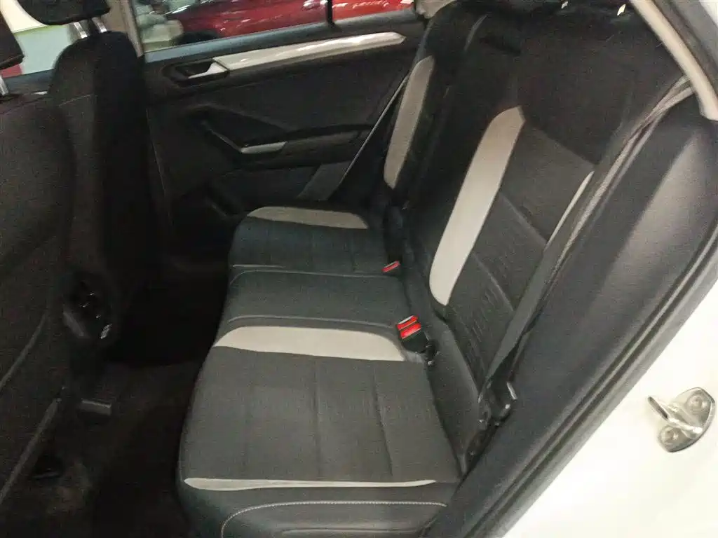 Volkswagen T-ROC 2022 280TSI DSG 2WD Elite PLUS фото 14
