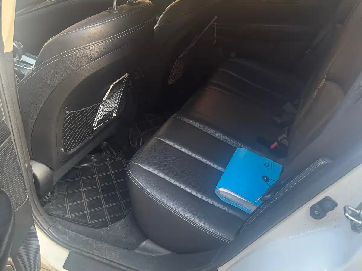 Subaru Outback 2013 2.5i Sport Edition фото 6