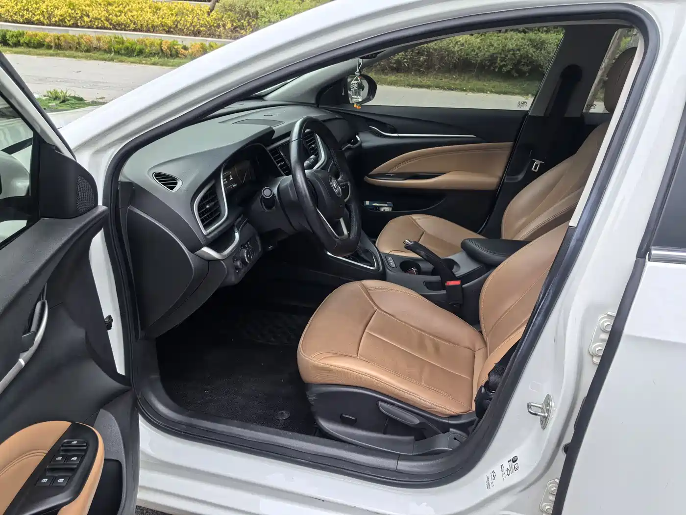Buick Excelle 2019 18T Auto Connected Flagship China VI фото 7