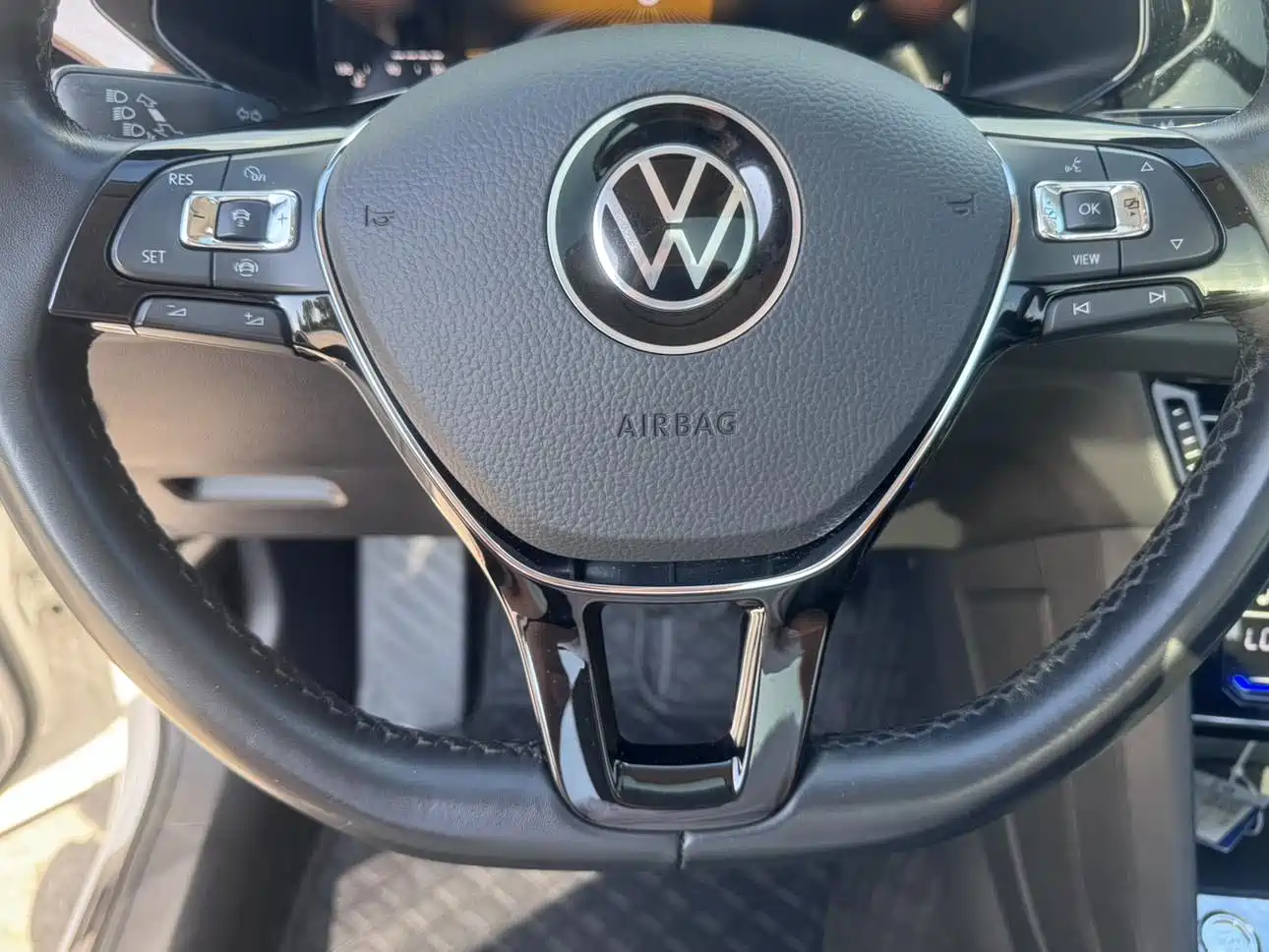 Volkswagen Tharu, миниатюра 20