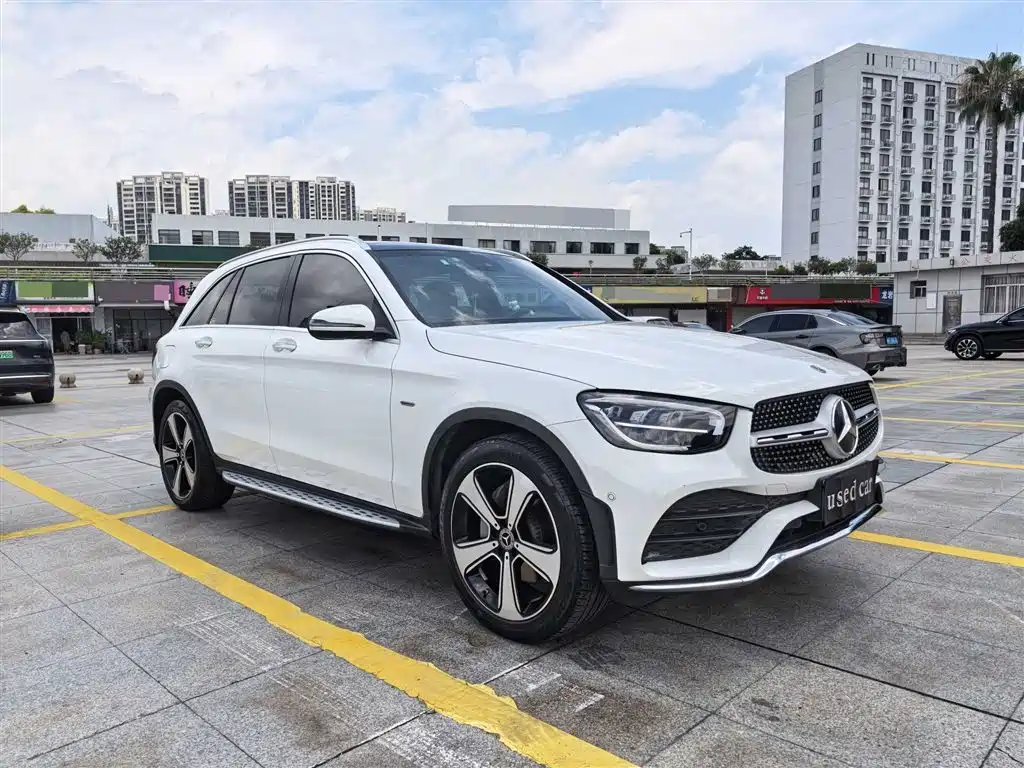 Mercedes-Benz GLC 2022 GLC 300 L 4MATIC Dynamic Collector's Edition фото 3