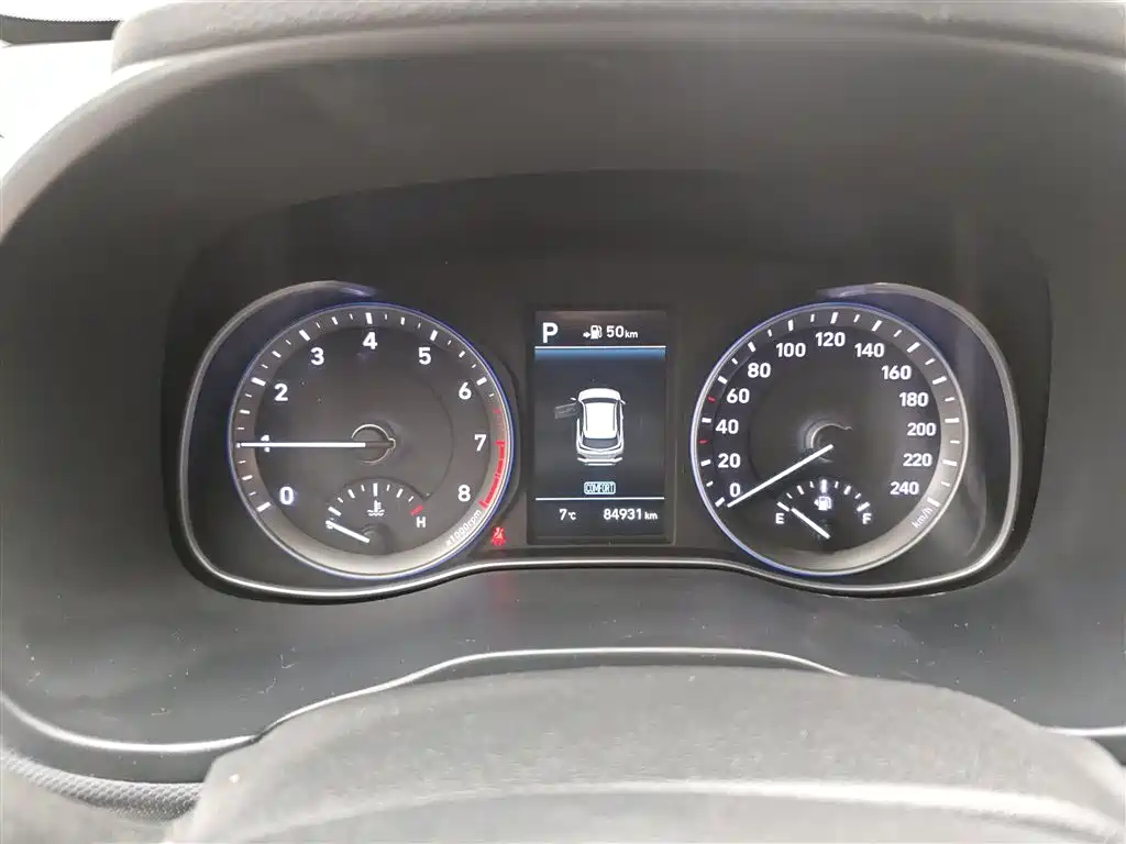 Hyundai ENCINO 2018 1.6T DCT ZhiLian Edition China V фото 8