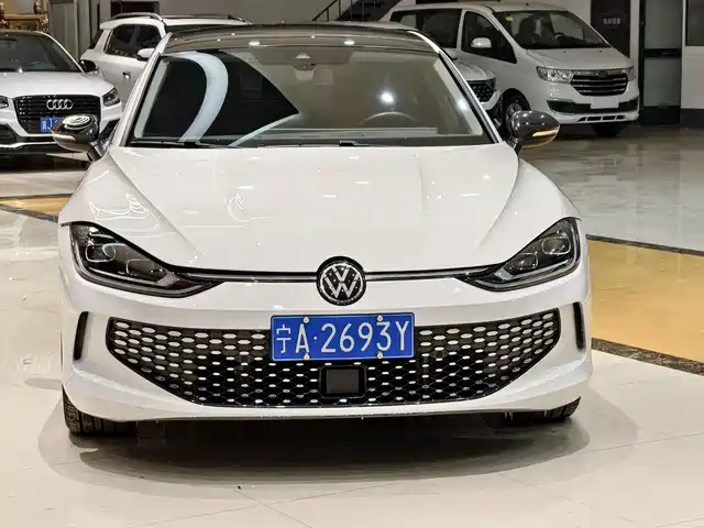 VOLKSWAGEN LINGDU