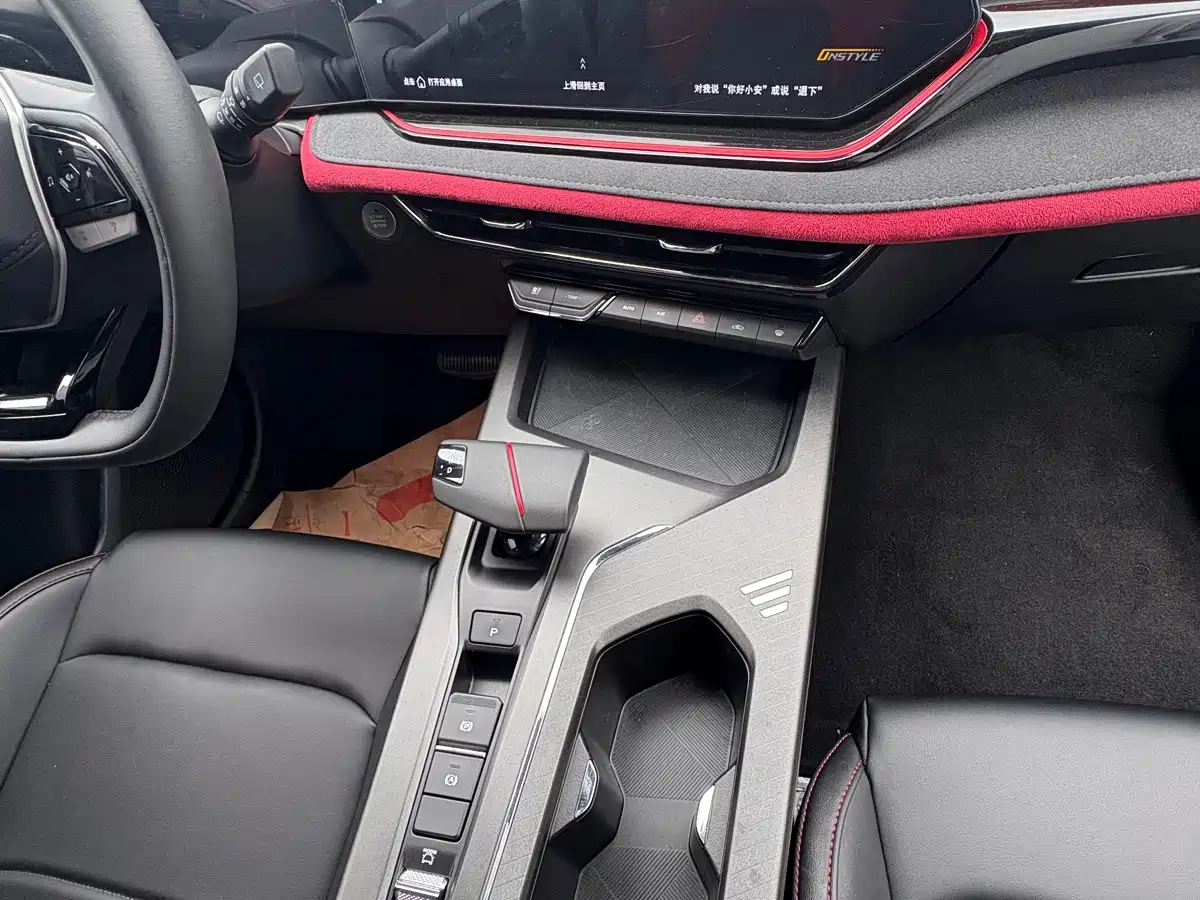 Changan X5 PLUS 2024 2024 1.5T DCT Pioneer Model