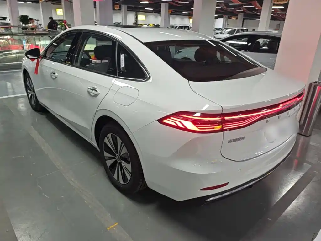 Photo 5 - Geely Galaxy Galaxy A7