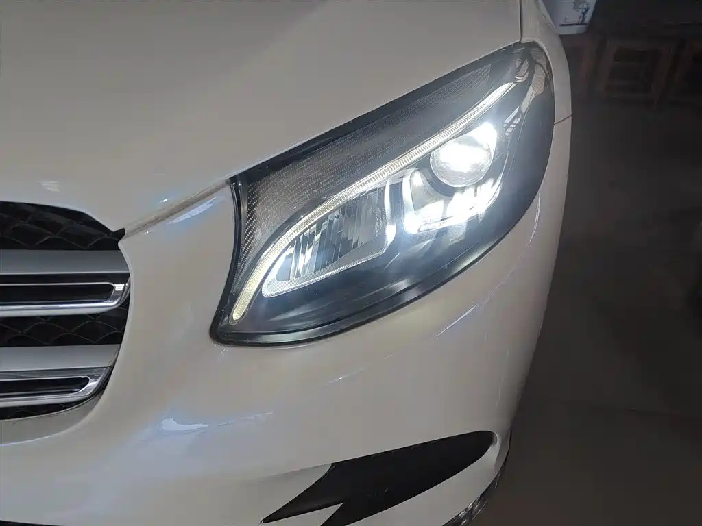 Mercedes-Benz GLC 2017 GLC 260 4MATIC Dynamic фото 16