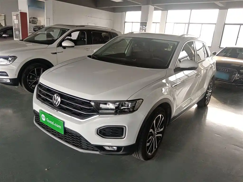 Volkswagen T-ROC 2021 280TSI DSG 2WD Comfort Smart Connect Edition