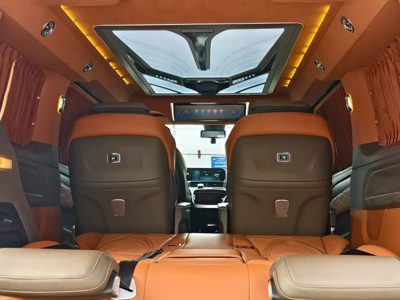 Juntian Granvia 2024 2025 High Roof 2WD Starlight Edition