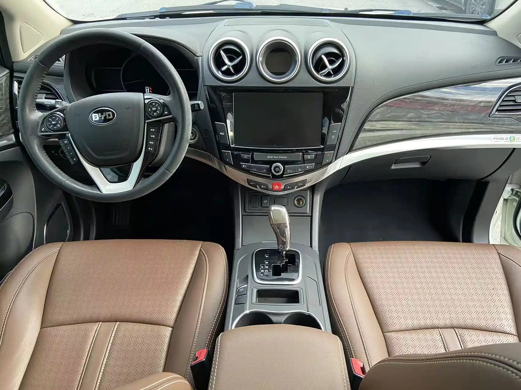 Фото 10 - BYD S7