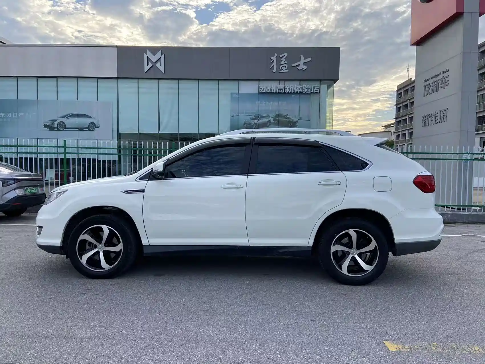 Фото 5 - BYD S7