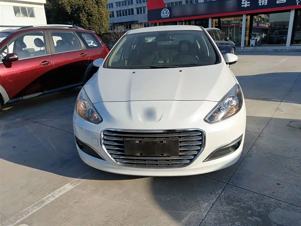 Peugeot 308 2014 Model Joy Edition Classic 1.6L Manual Superior Style фото 19