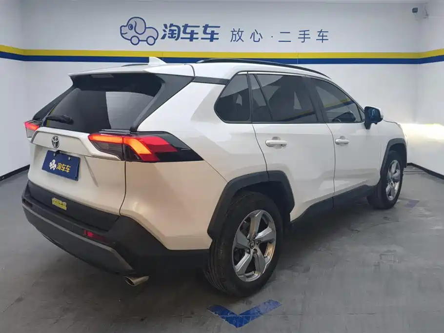Toyota RAV4 Rongfang 2021 2.0L CVT 2WD Trend PLUS фото 3