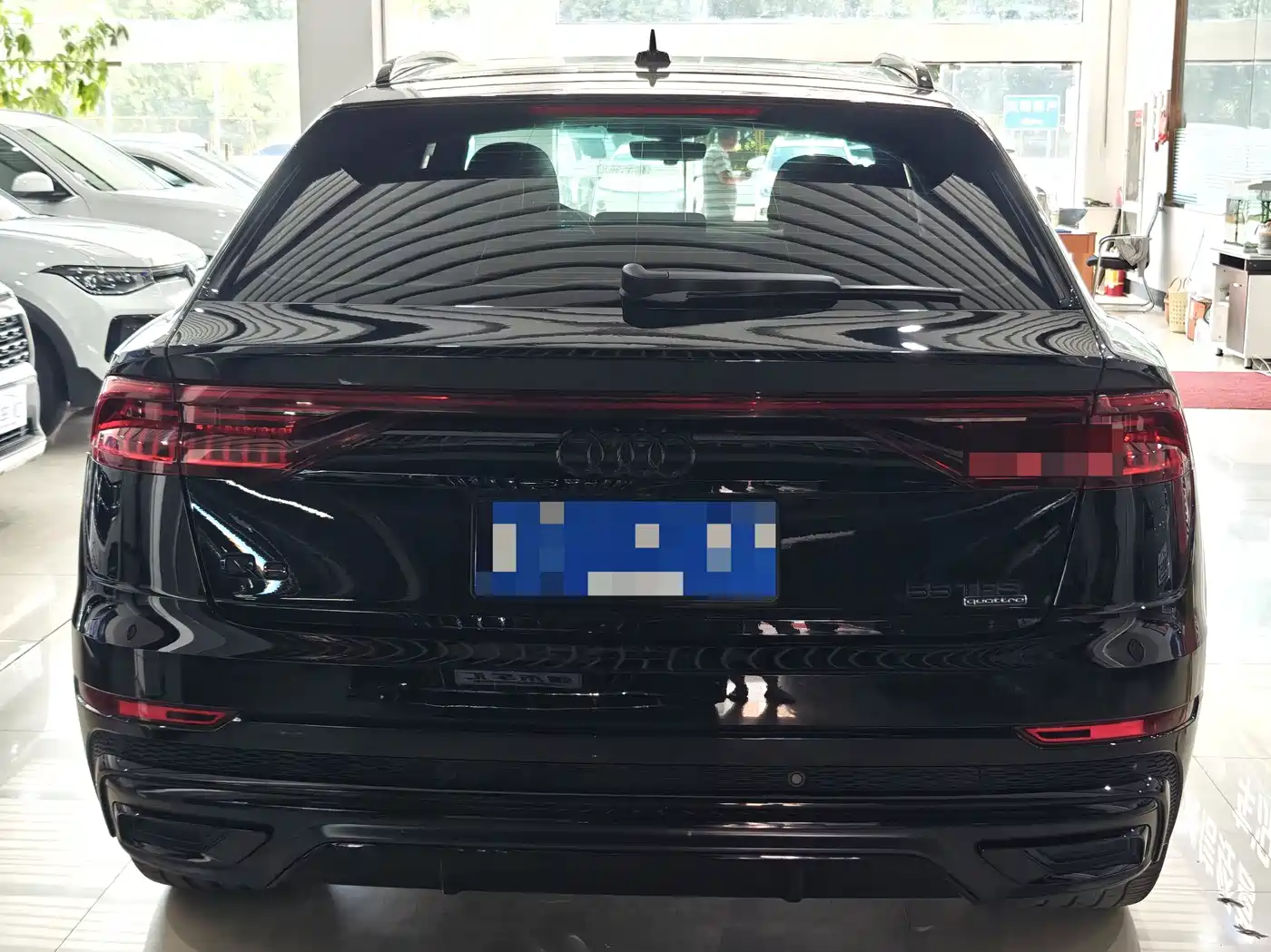 Audi Q8 2024 2023 55 TFSI Luxury Sport