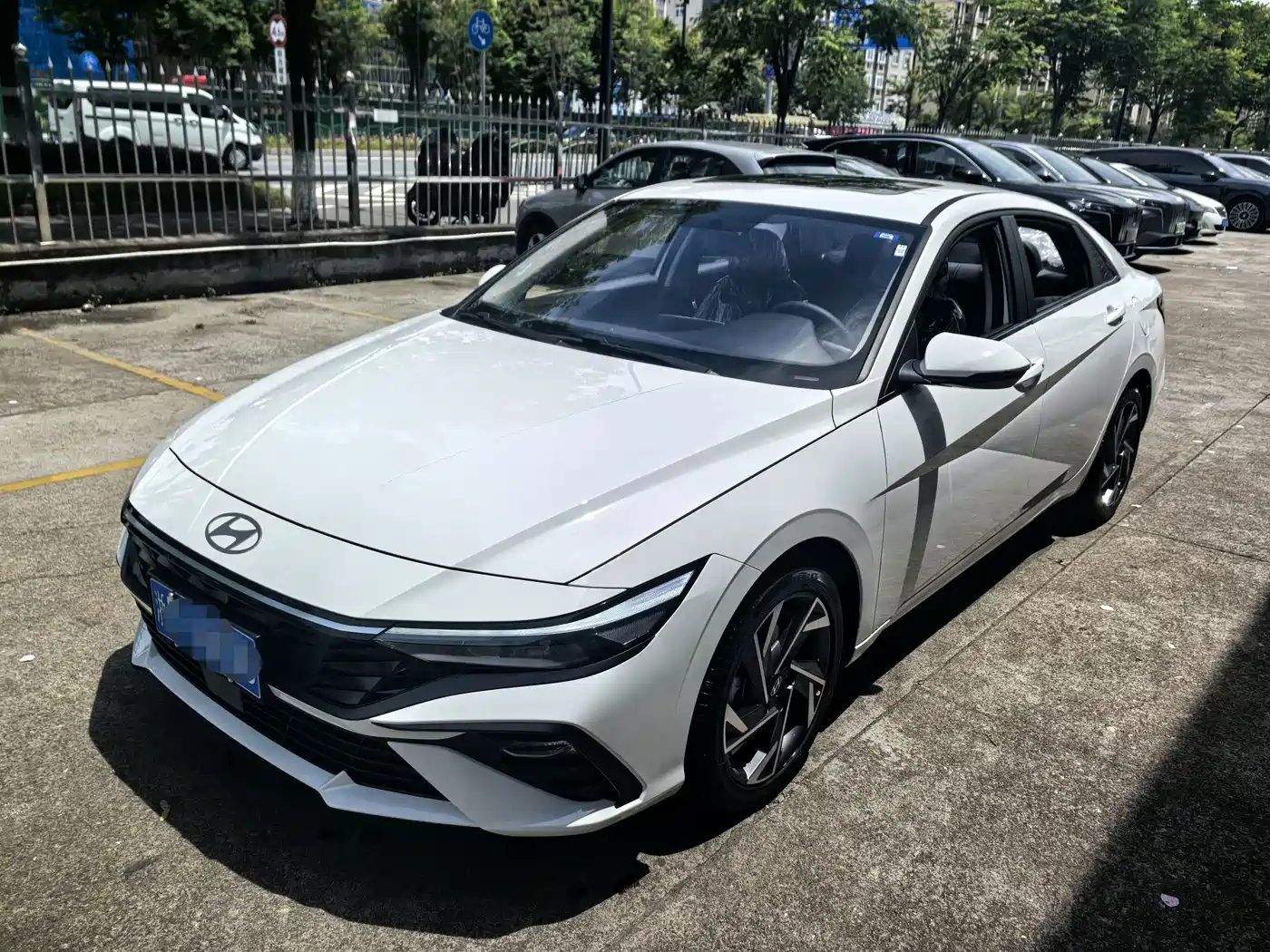 Hyundai Elantra 2026 2023 1.5L CVT GLX Elite Edition