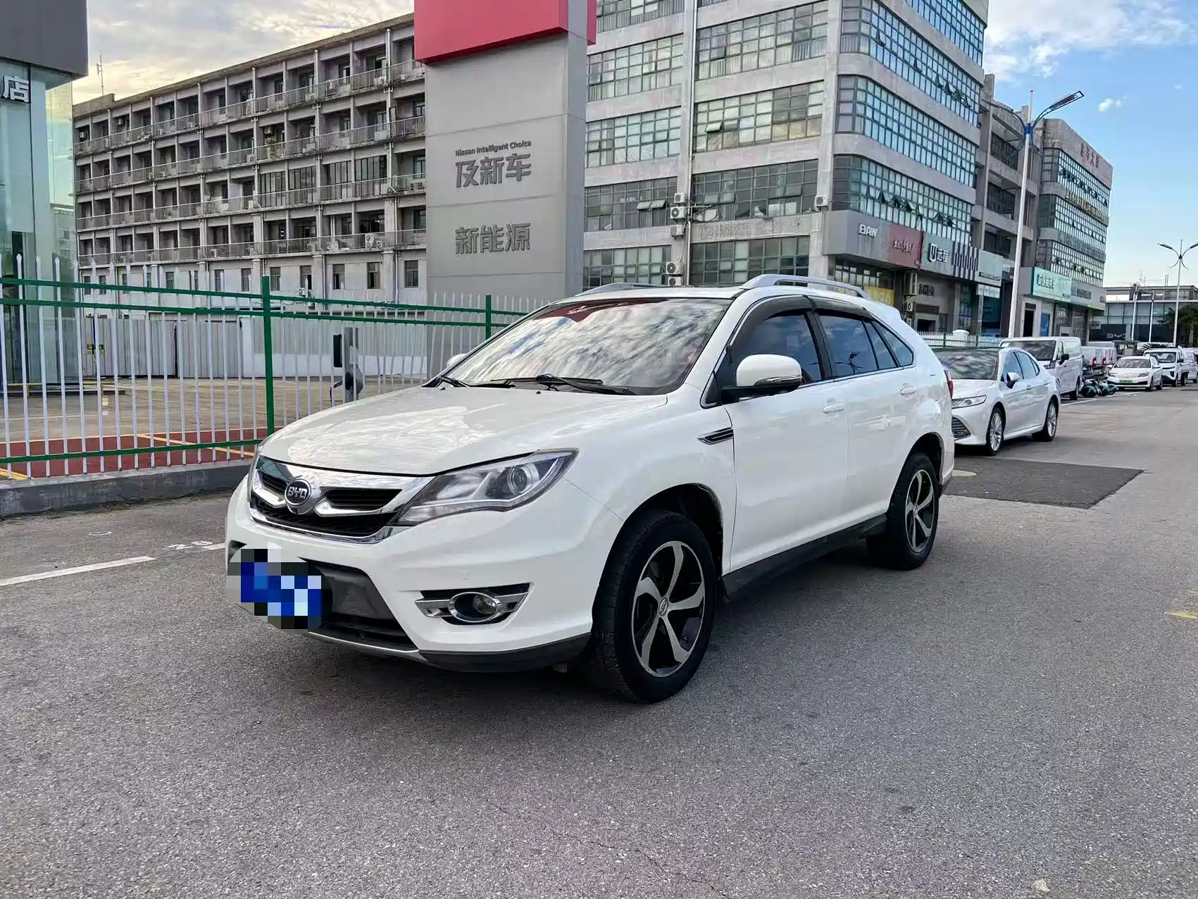 Фото 1 - BYD S7
