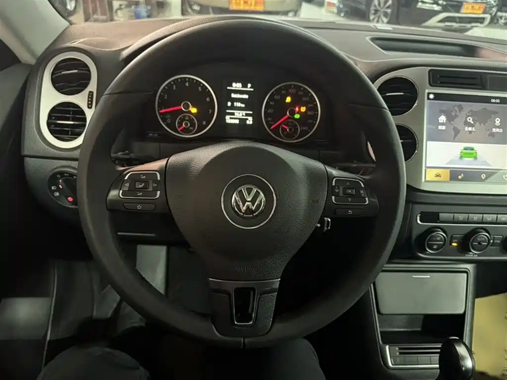 Volkswagen Tiguan 2016 Model 300TSI Automatic 4WD Trend Vision Edition фото 11