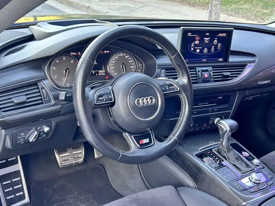 Audi S7 2013 4.0 TFSI quattro фото 8