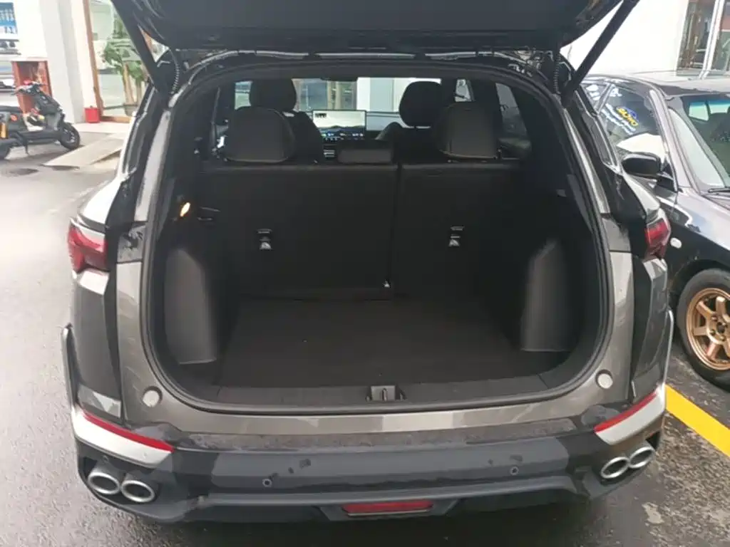 Geely Coolray 2025 2025 Bin Yue L 1.5TD DCT Starlight