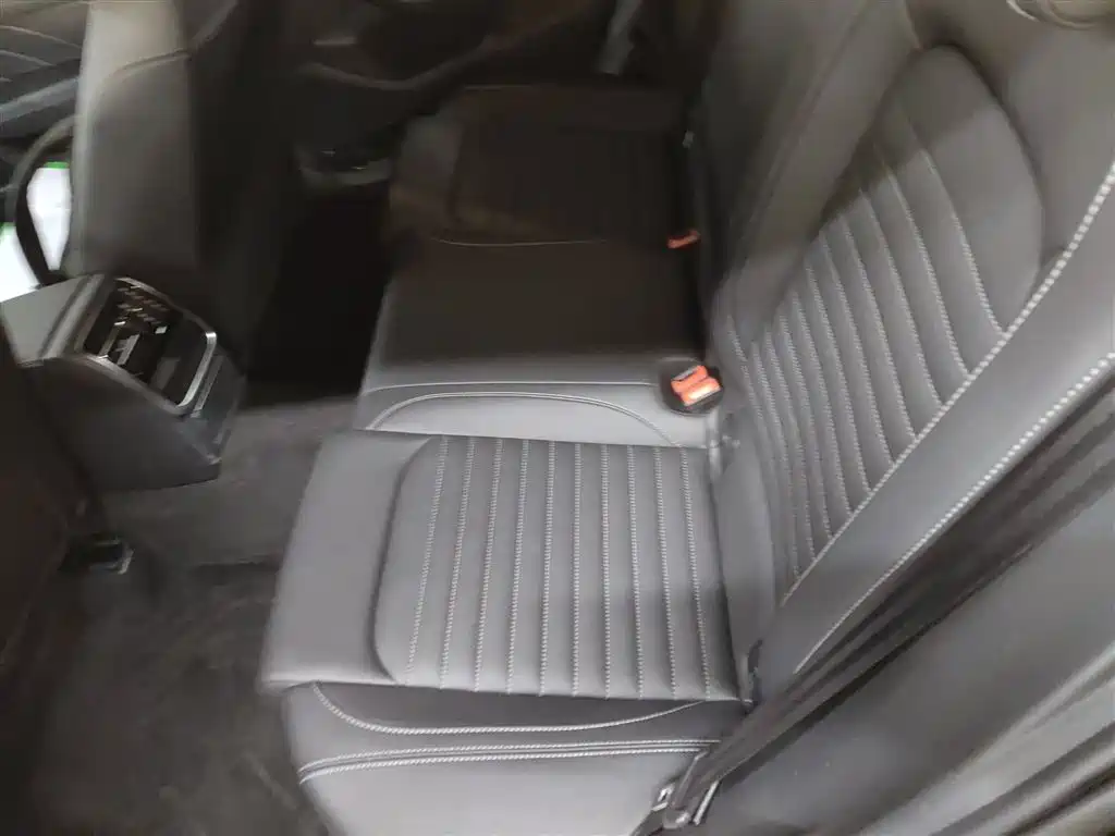 Volkswagen Magotan 2025 Popular Edition 280TSI DSG Comfort фото 14