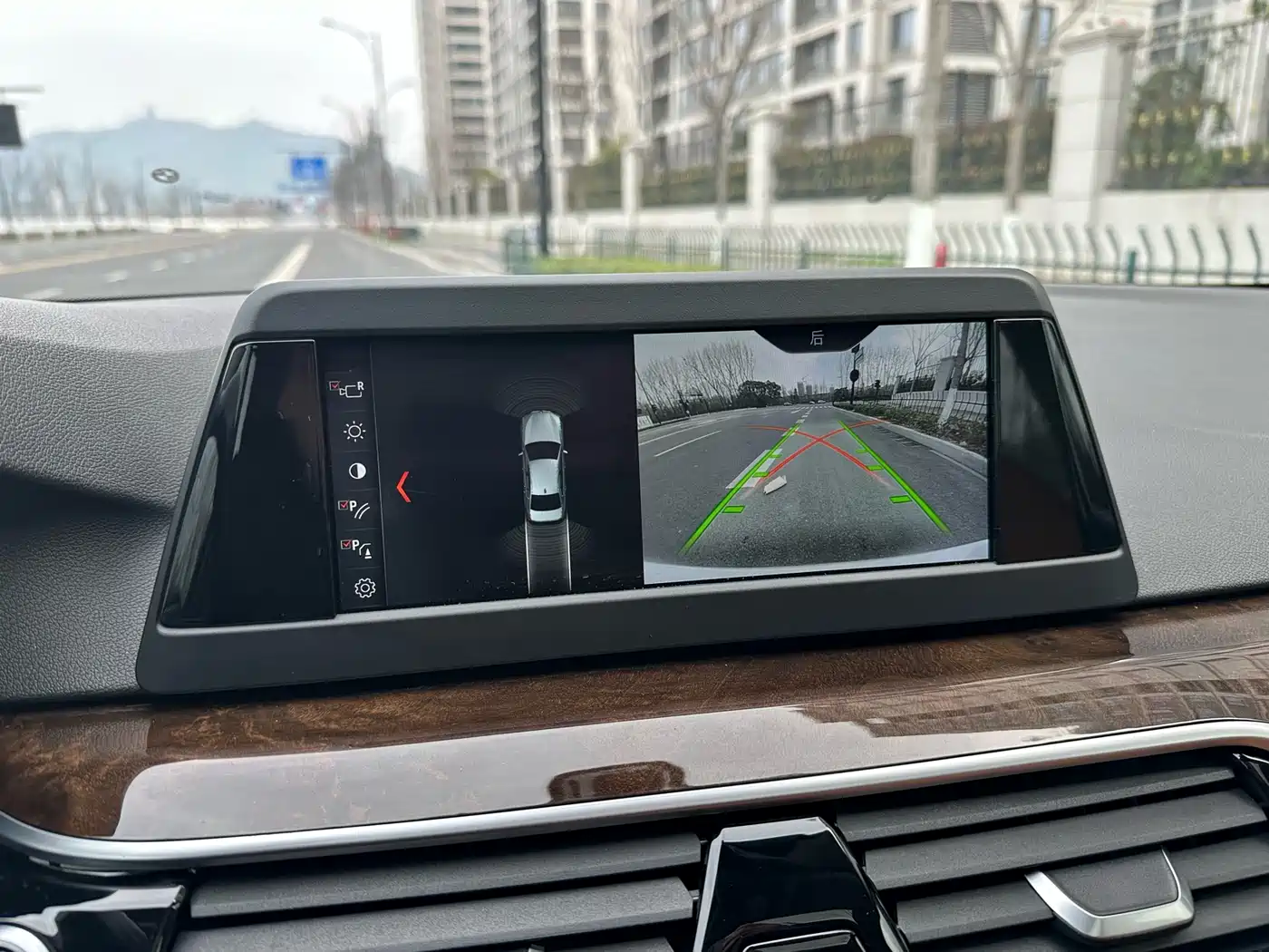 BMW 5 Series 2018 528Li Launch Special Edition фото 19