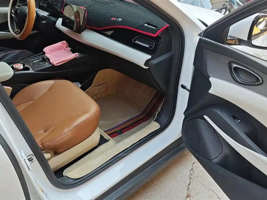 BYD SEAL 06 NEW ENERGY