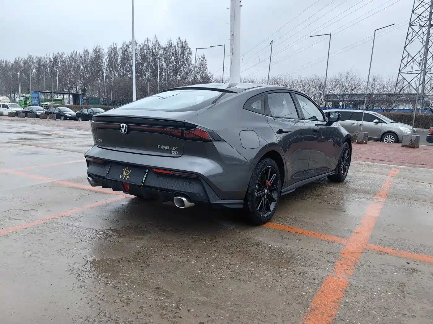 CHANGAN UNI V SMART IDD