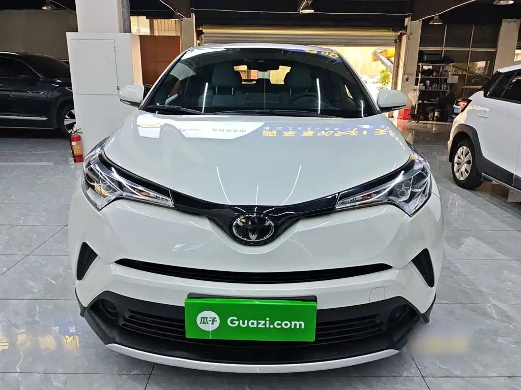 Toyota IZOA 2020 2.0L Yi Xiang CARE фото 3