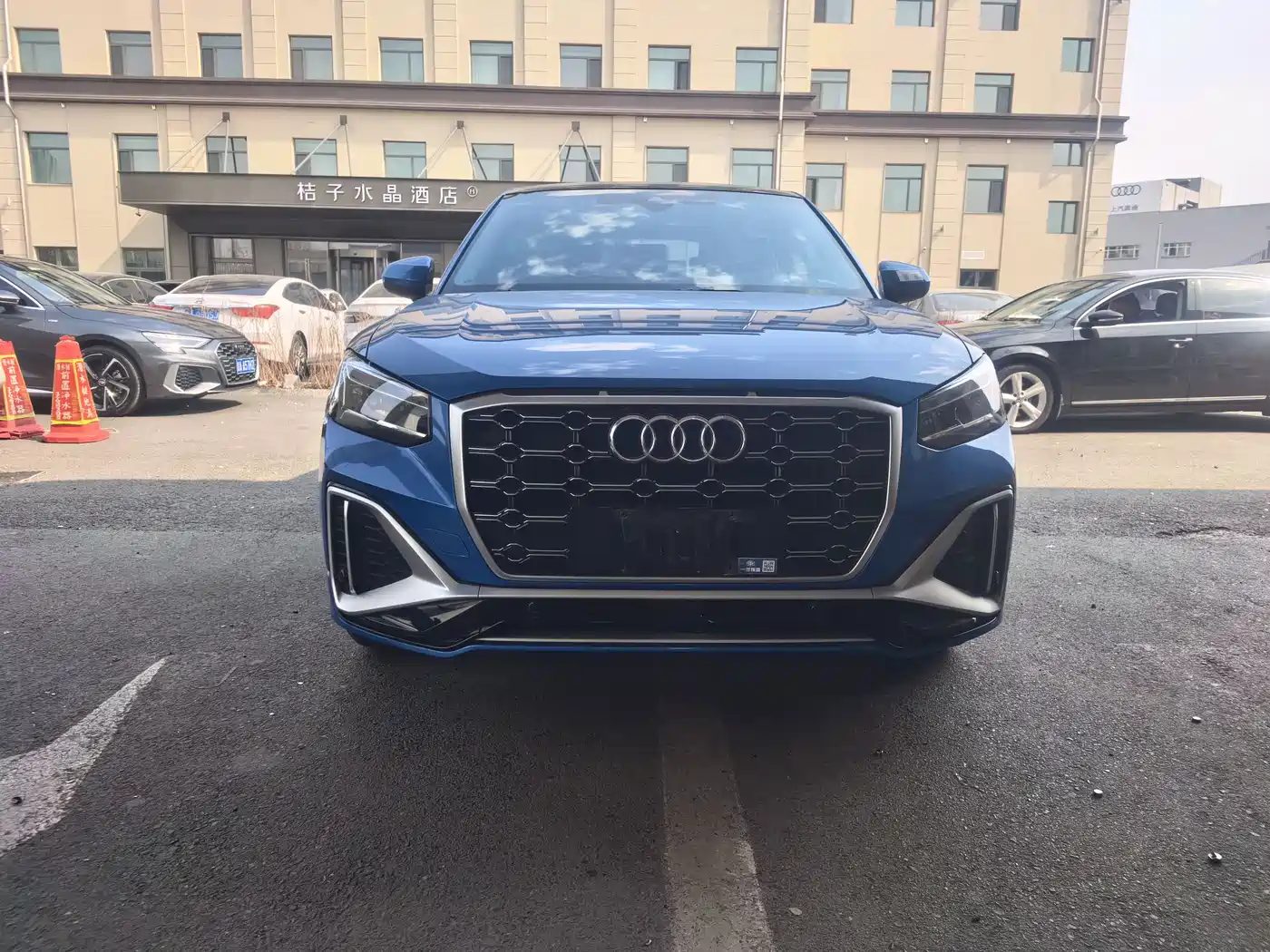 Audi Q2L 2022 35 TFSI Fashion Dynamic фото 2