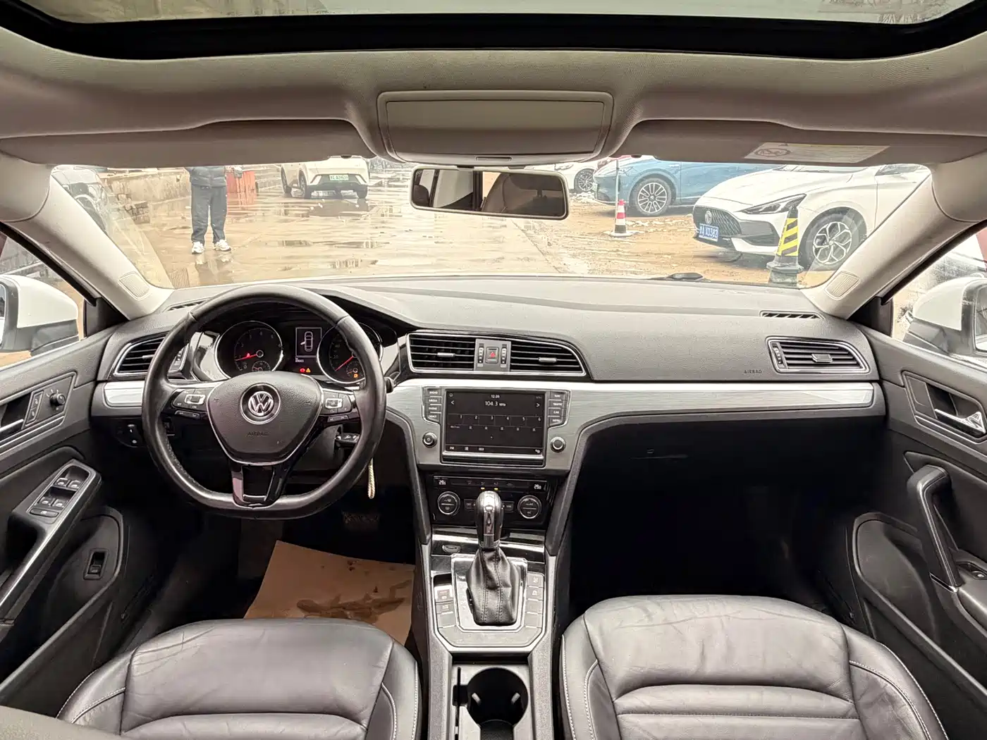Volkswagen Lamando 2018 280TSI DSG Comfort Edition фото 13