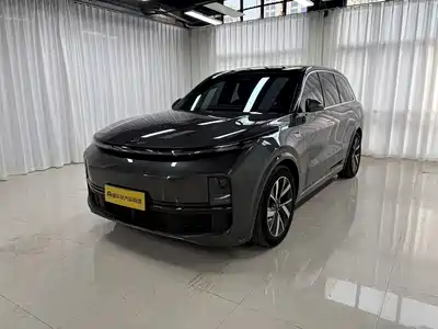 Li Auto L8