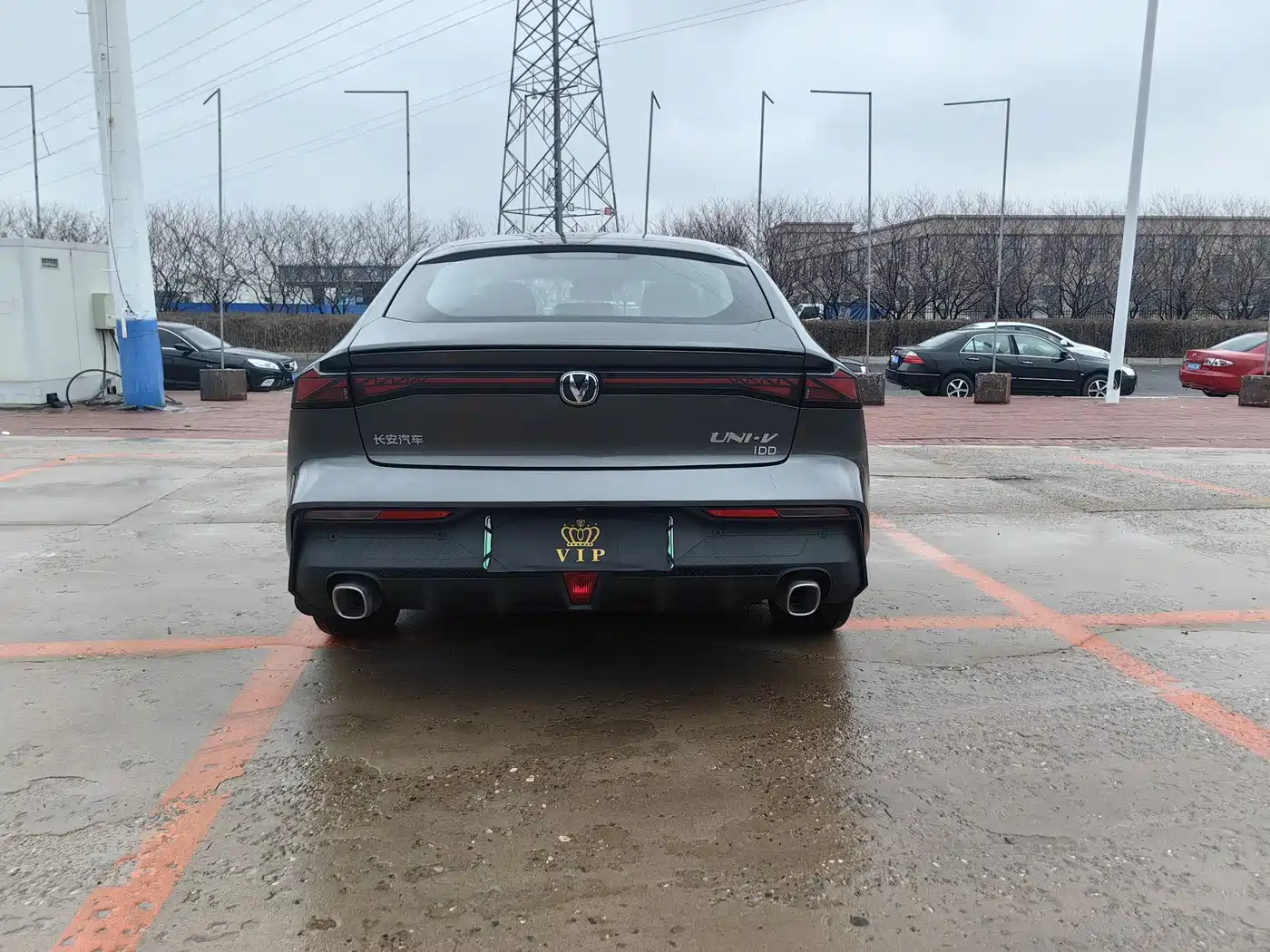 CHANGAN UNI V SMART IDD