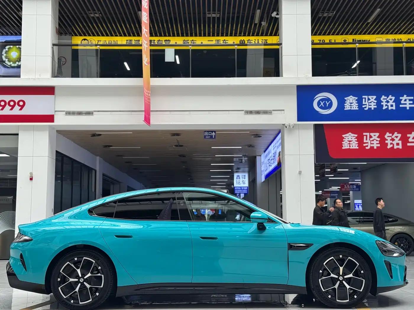 XIAOMI CAR XIAOMI SU7