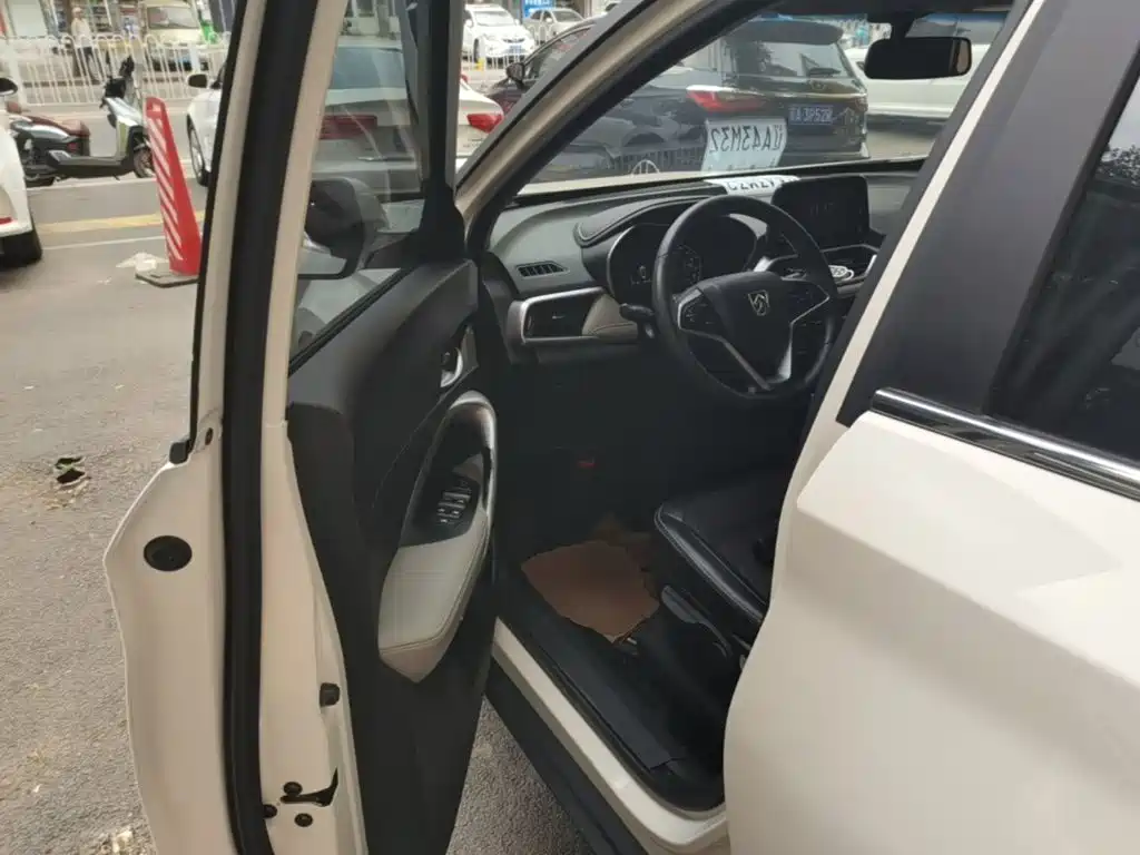 Baojun 510 2018 2017 1.5L Manual Fashion