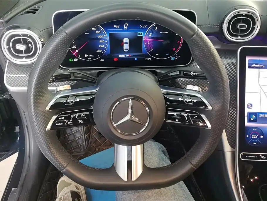 MERCEDES-BENZ C CLASS