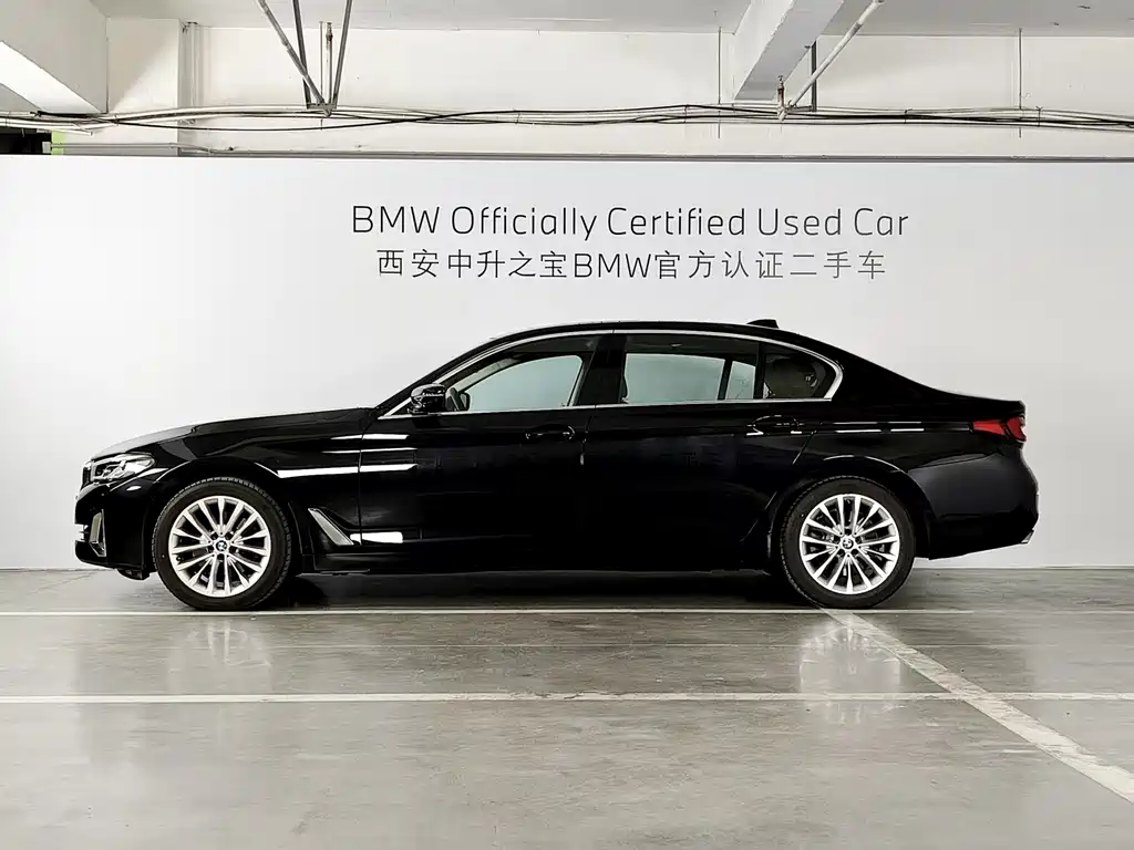 BMW 5 Series 2022 525Li Luxury Package фото 4