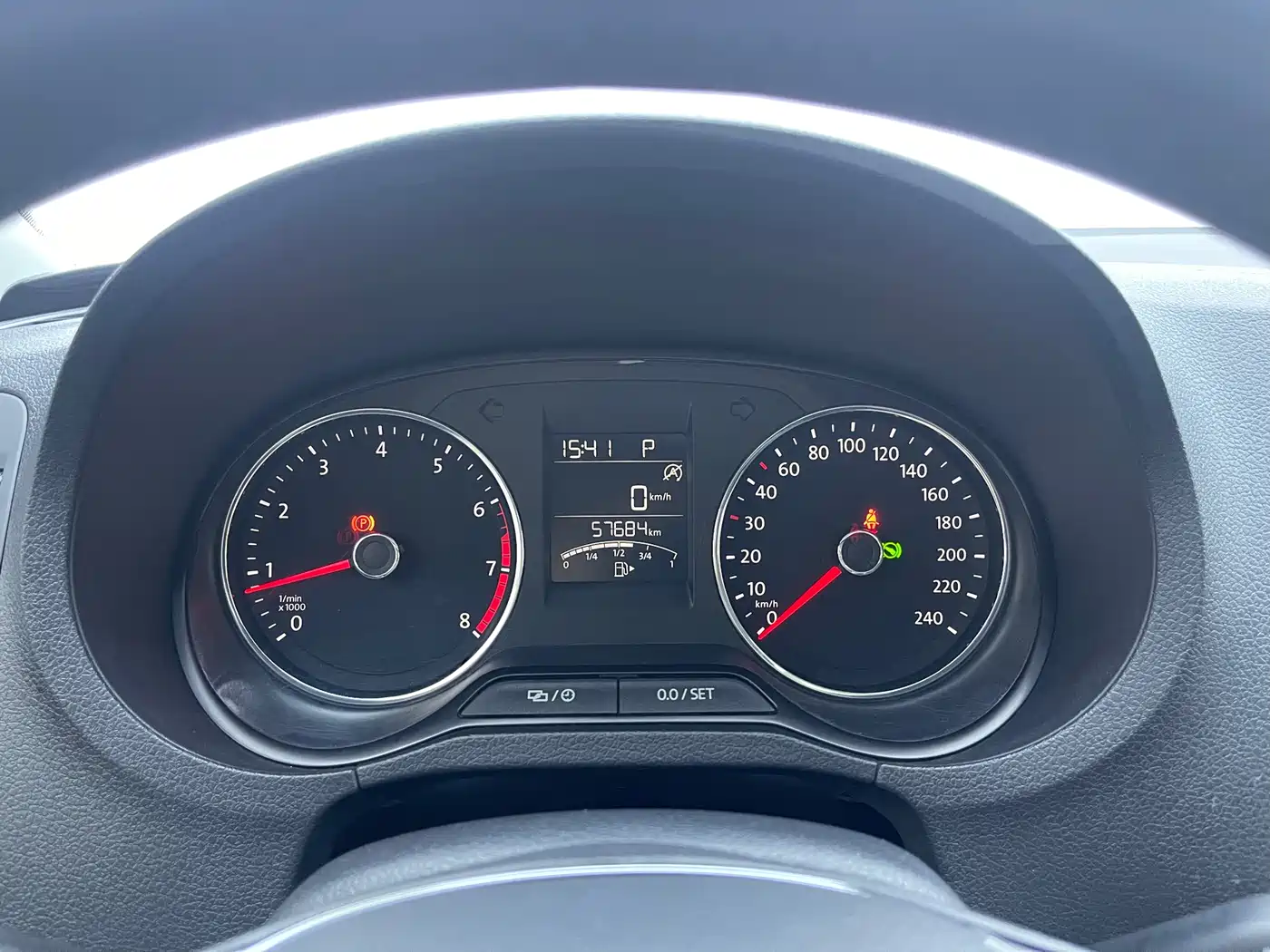 Volkswagen Polo 2018 1.5L Auto Comfort фото 11