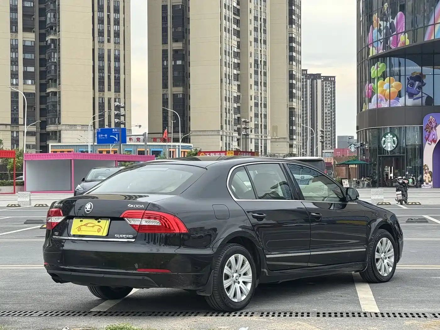 Škoda Superb 2013 1.4TSI DSG Gentleman Edition фото 3