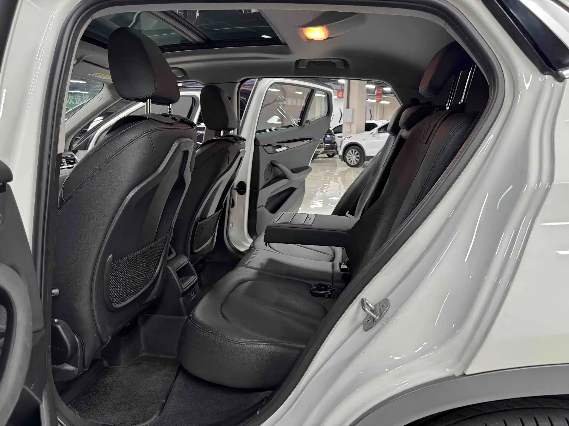 Фото 9 - BMW X2 (Import)