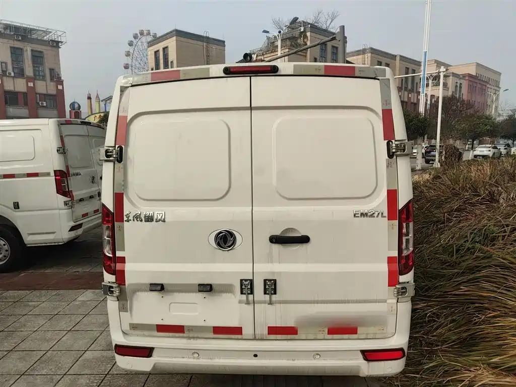 Dongfeng Yufeng EM27 2025 2024 EM27L EVE Power 41.86kWh