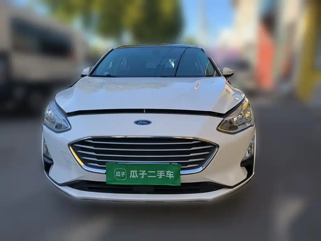 Photo 2 - Ford Focus