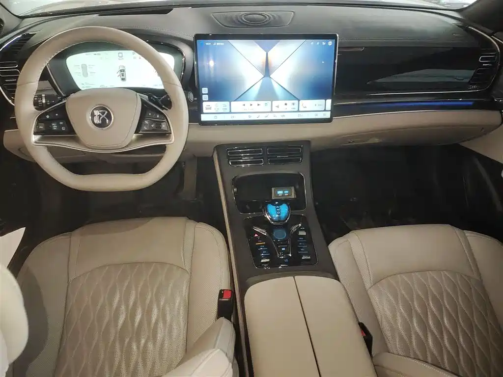 BYD Han 2025 DM-i Smart Driving Edition 125KM LiDAR Flagship фото 6