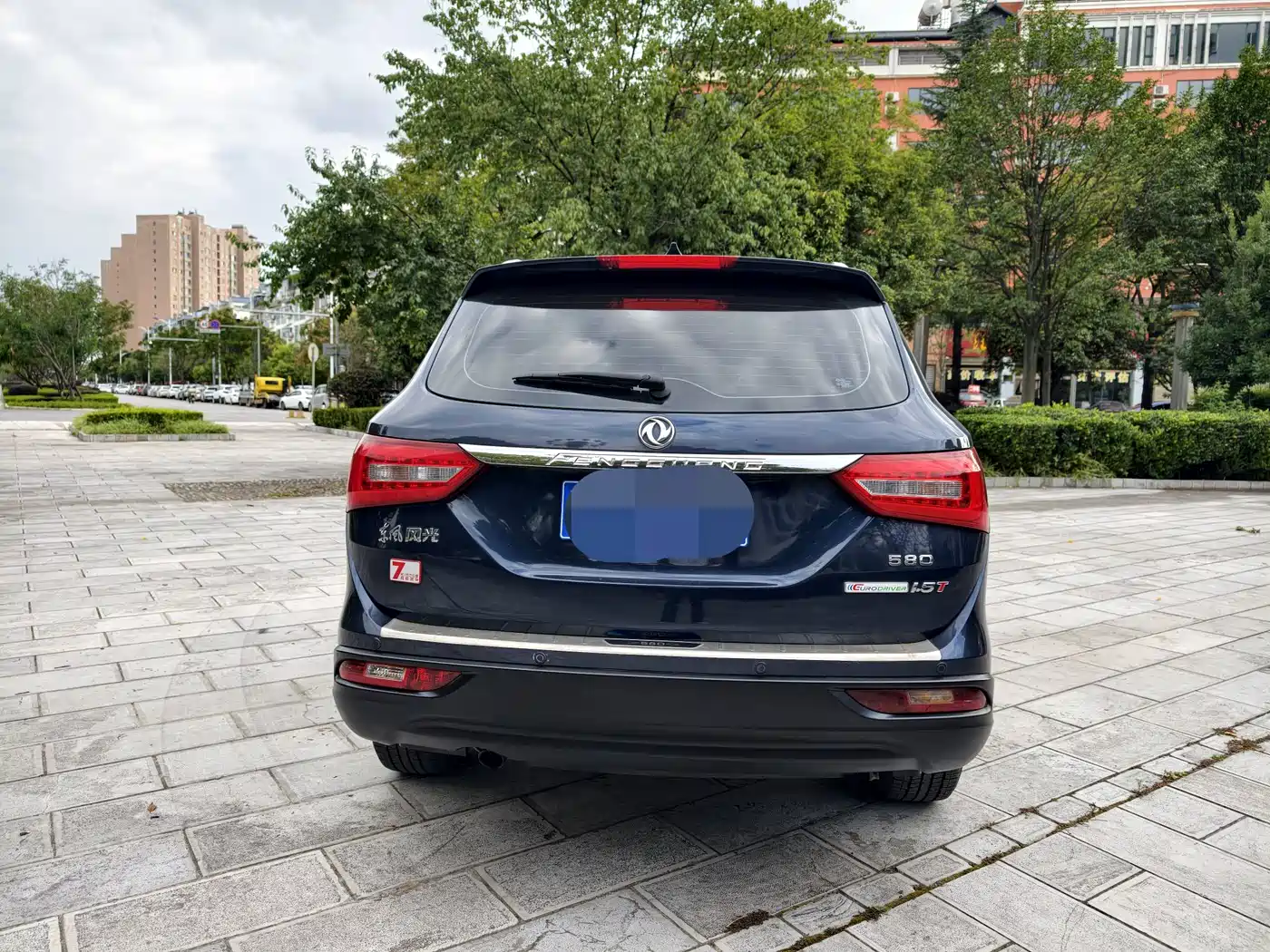 Dongfeng Fengguang Fengguang 580 2016 2016 Model 1.5T Manual Comfort Version