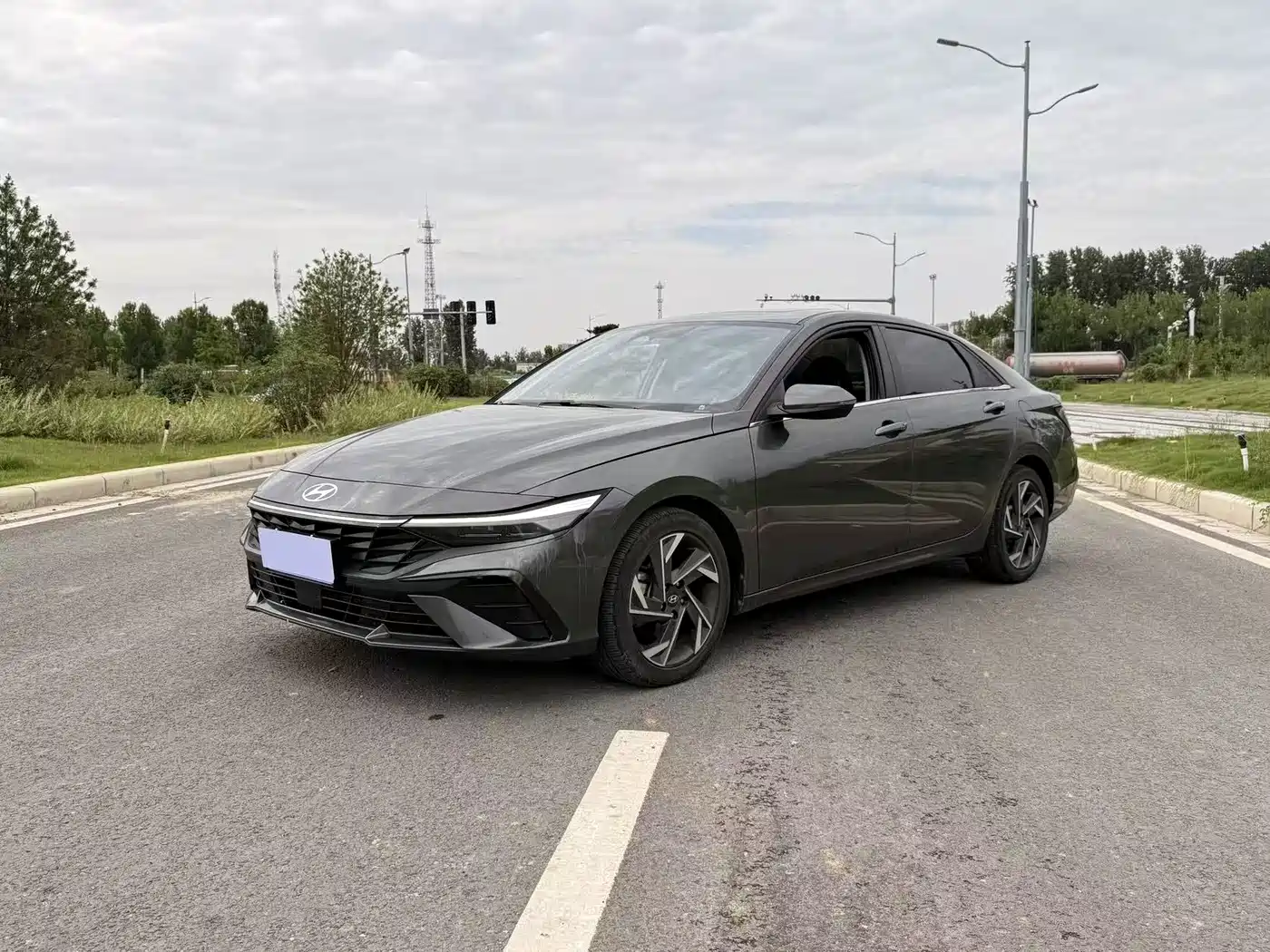 Hyundai Elantra 2023 Model 1.5L CVT LUX Premium Edition