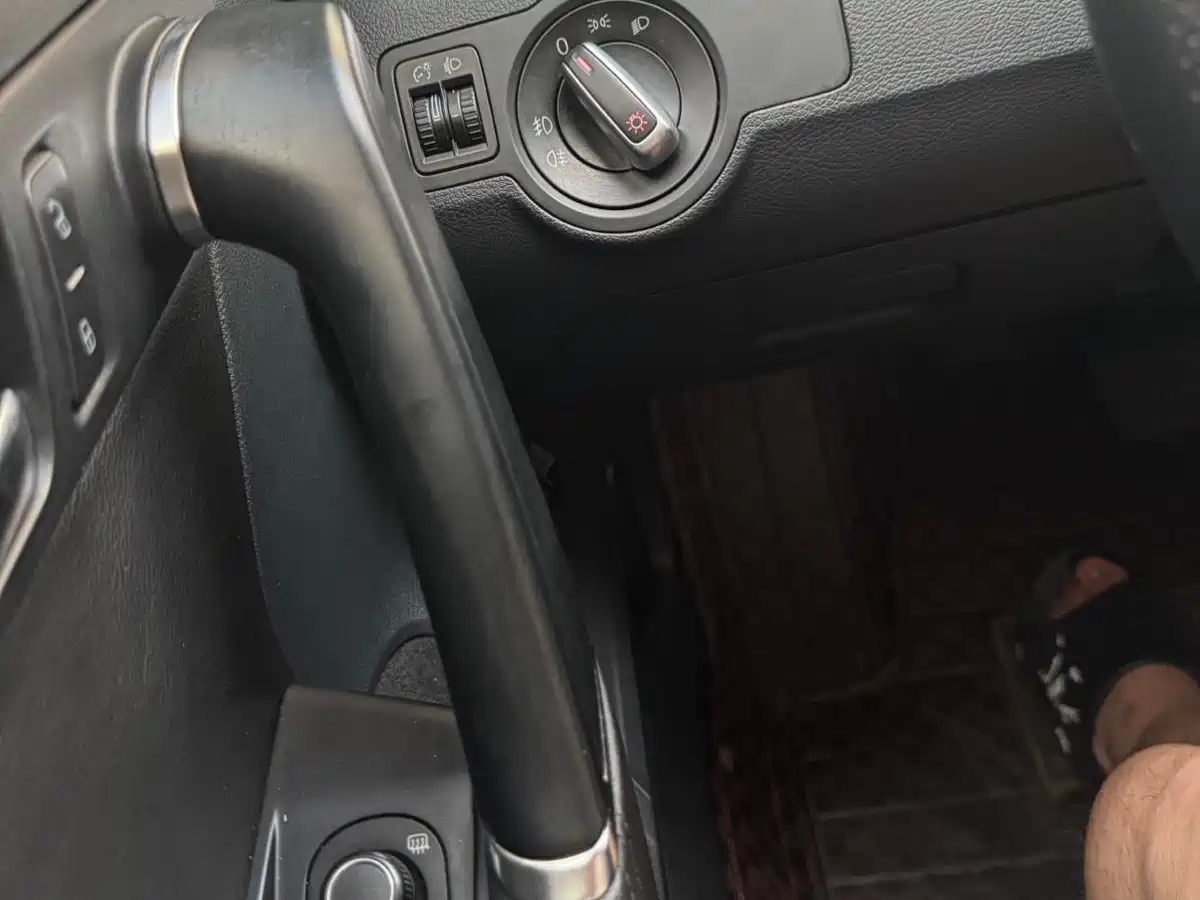 Volkswagen Magotan 2013 1.8TSI Leading фото 22